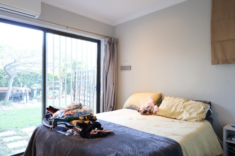 3 Bedroom Property for Sale in Hoog En Droog Western Cape